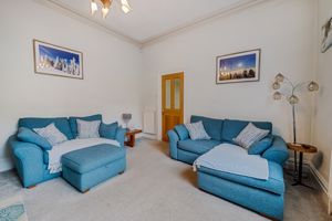 Lounge- click for photo gallery